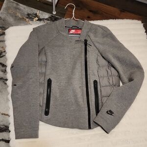Nike Tech Down Jacket XS